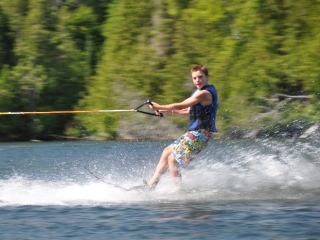 Escuela de esquí acuático de Talloires 